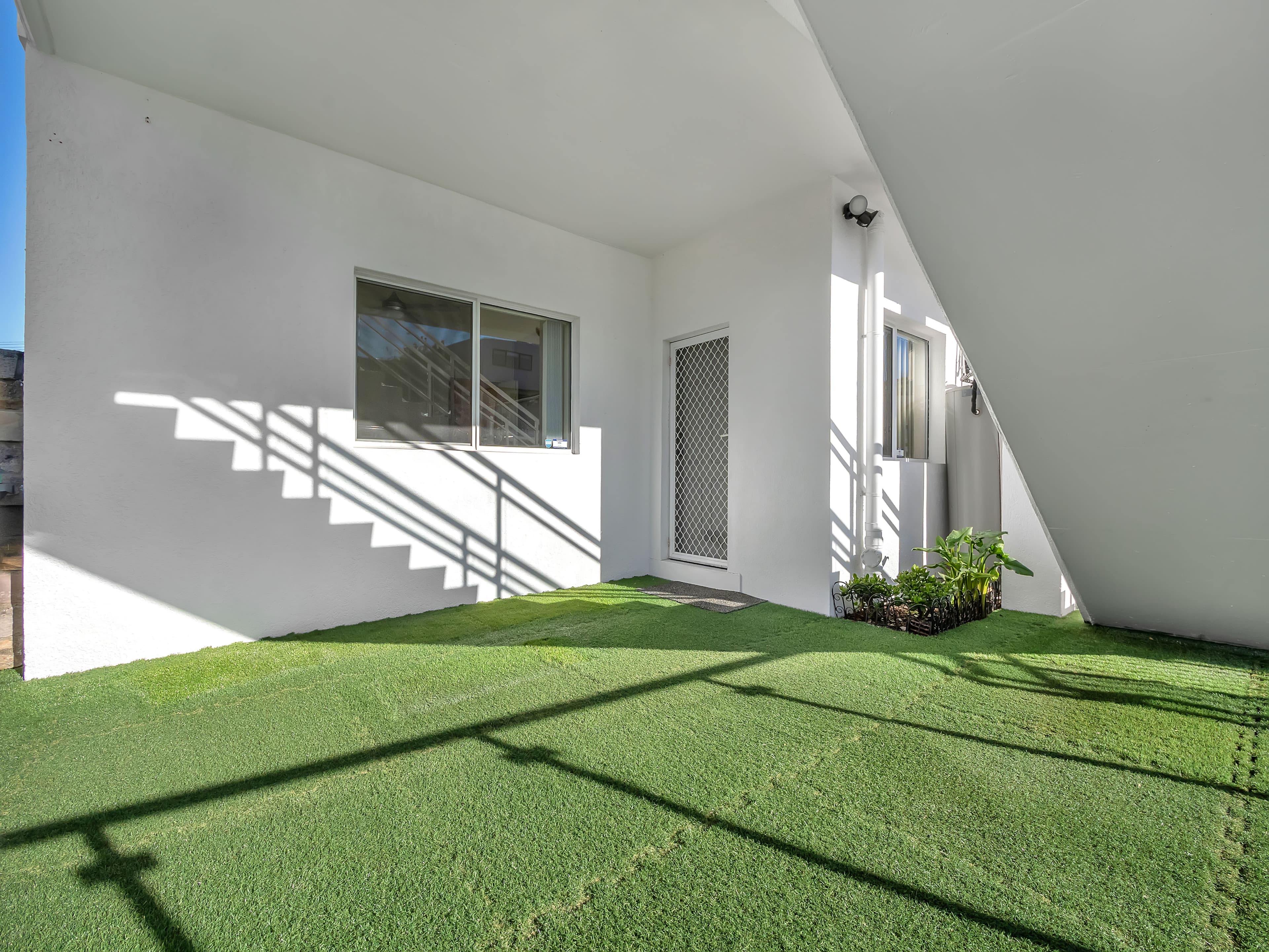 40 Windsor St - Image 8