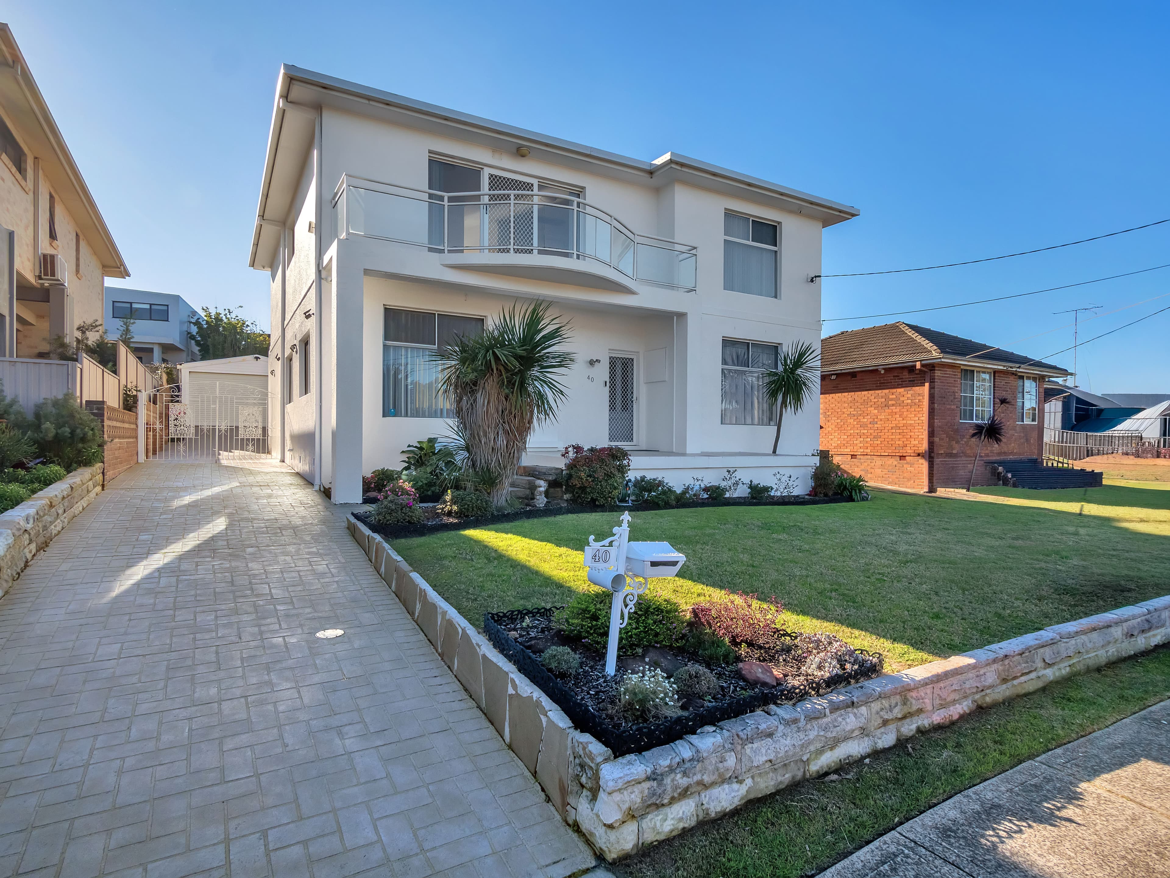 40 Windsor St - Image 9