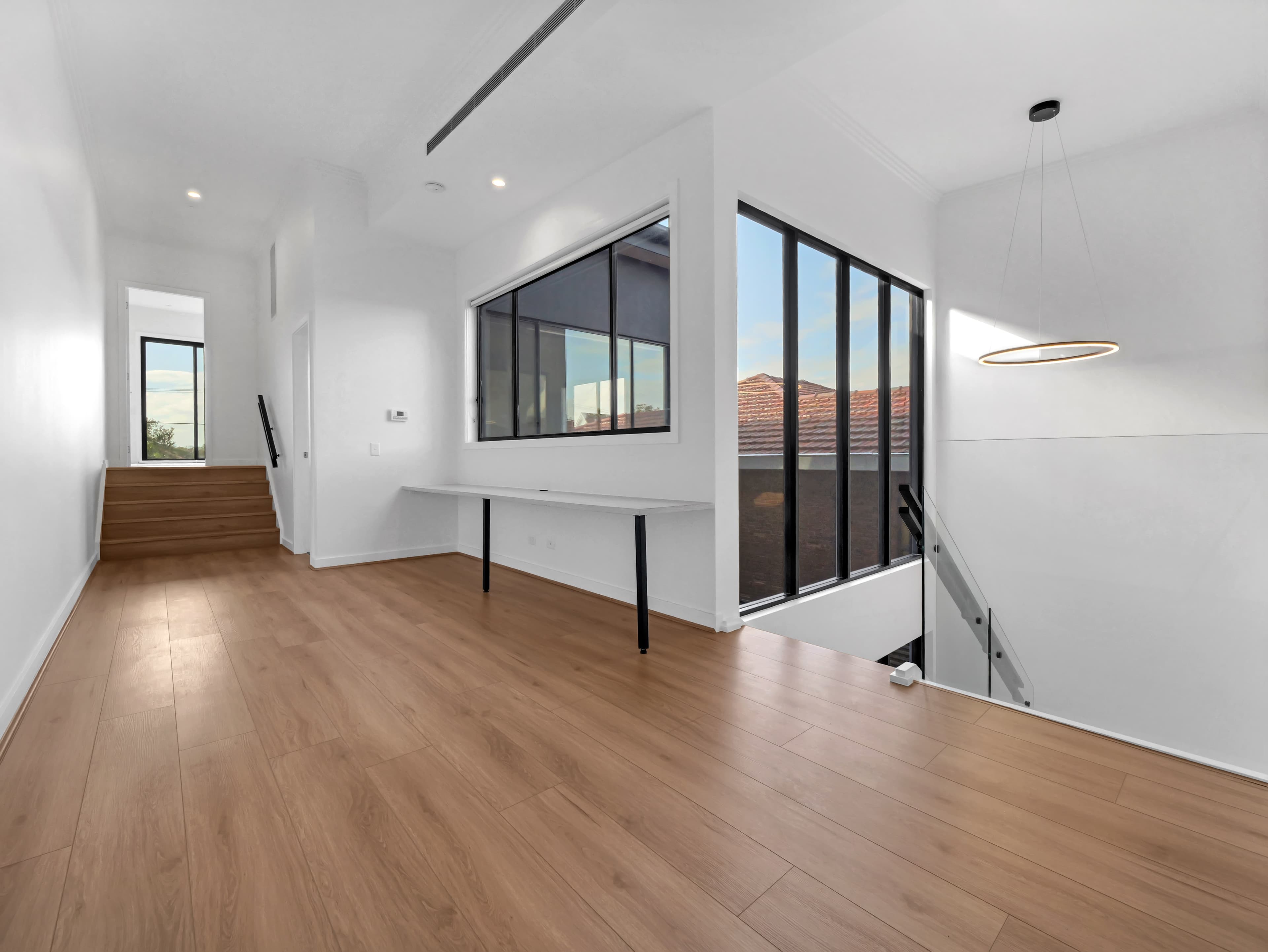 33A Howell Av - Image 4