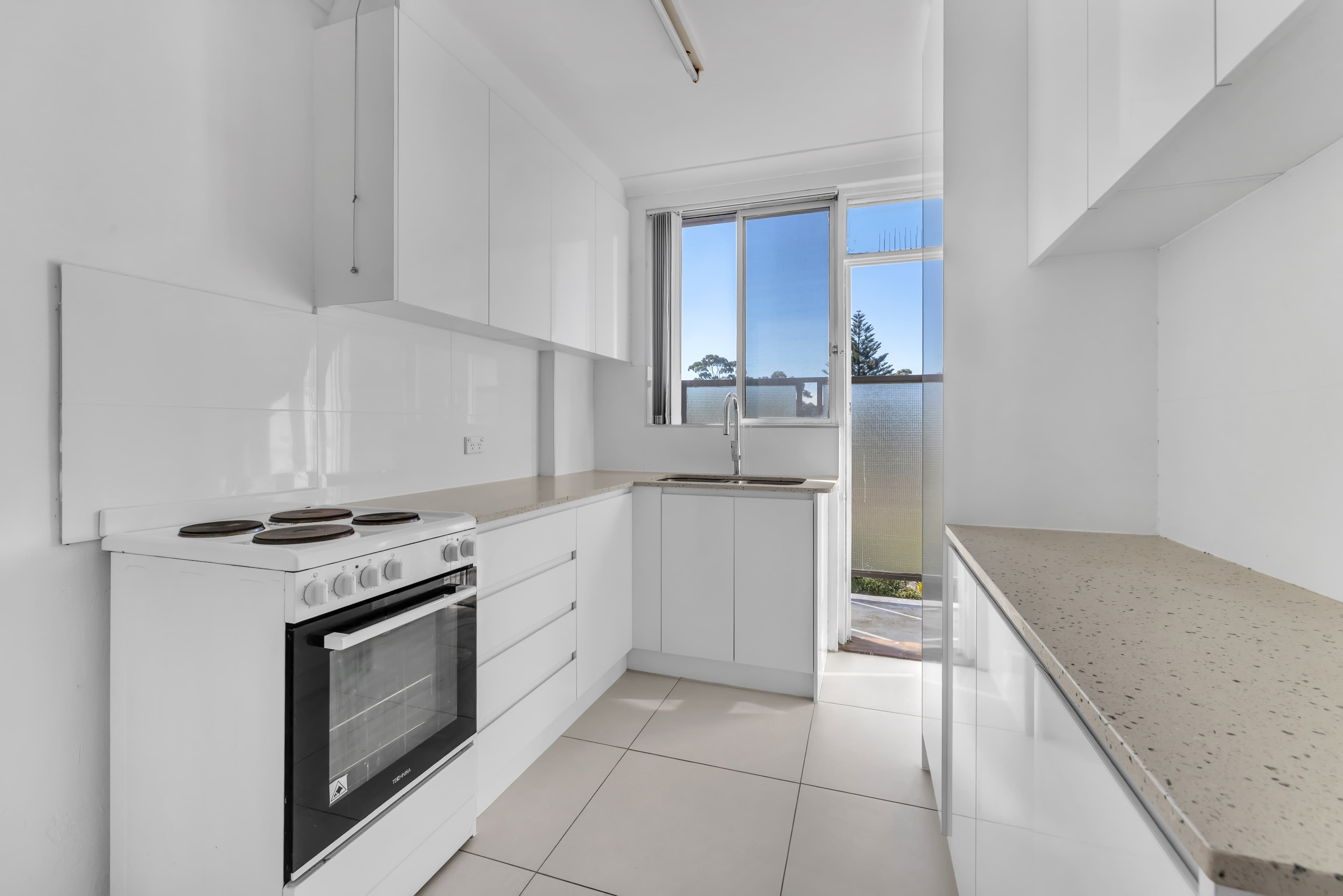 Unit 46 / 919 Botany Rd - Image 3