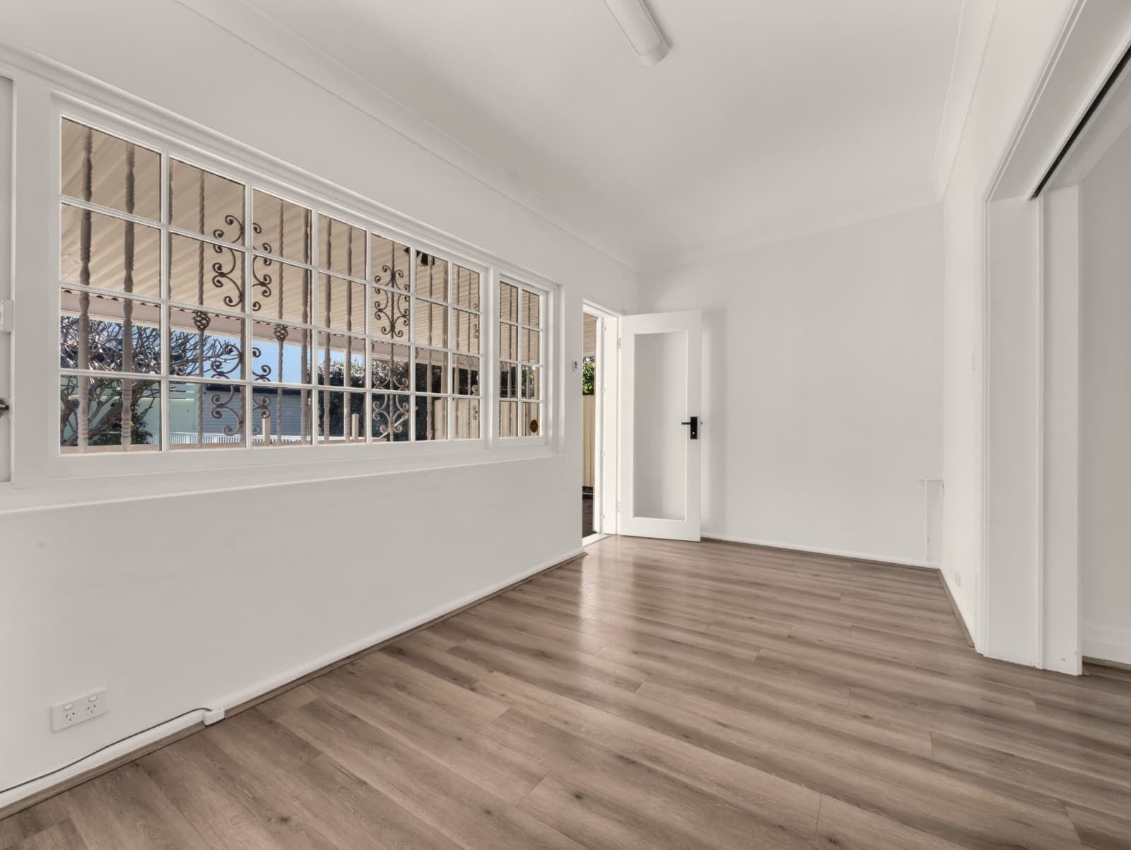 32 Hardie St - Image 11